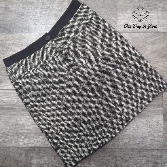 Loft Petite Wool Mini Skirt Size 00P - Picture 1 of 5